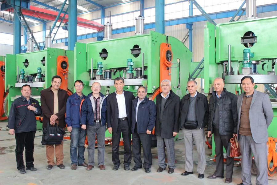 中国 QINGDAO SHENGHUALONG RUBBER MACHINERY CO.,LTD 会社概要